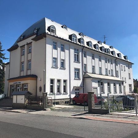 Grandhotel Nový Bor 외부 사진
