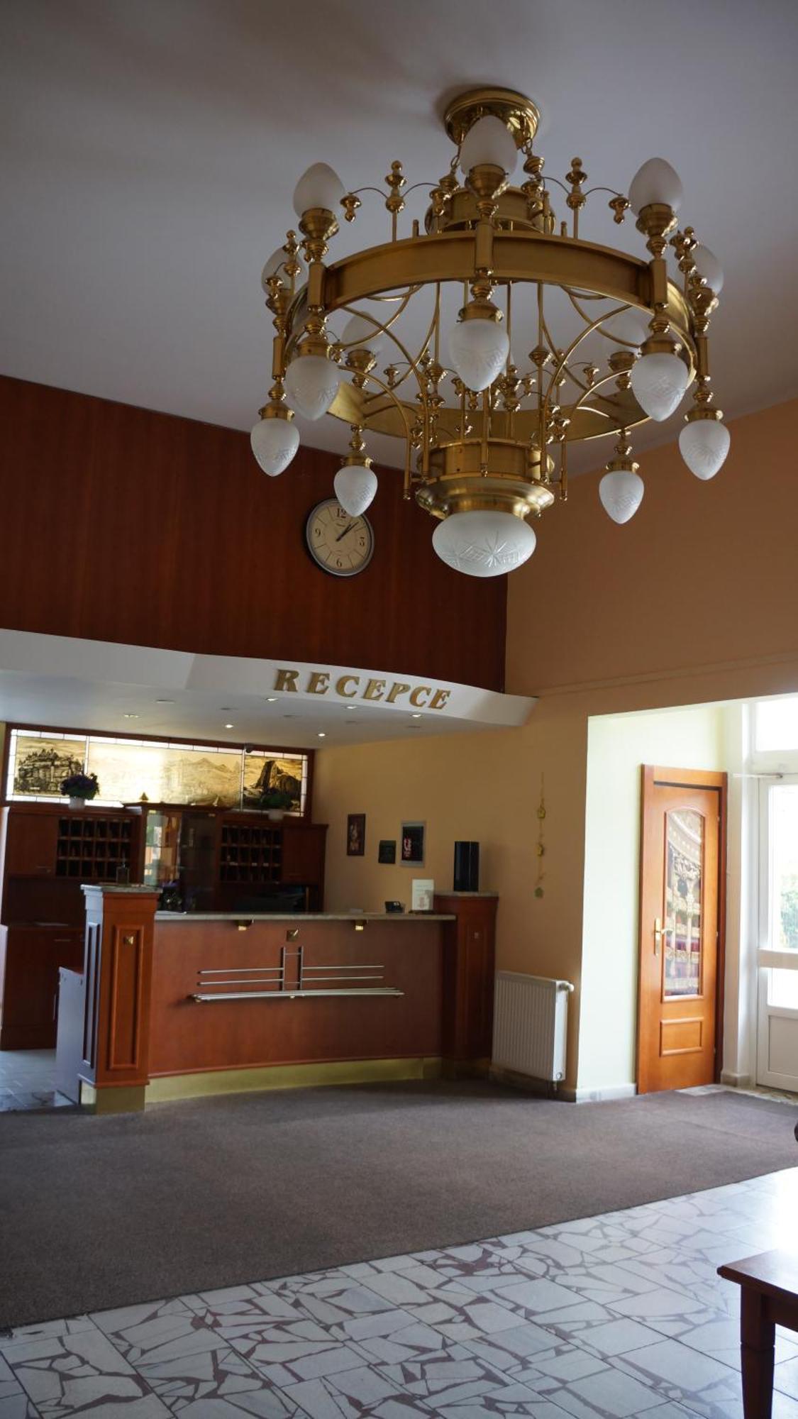 Grandhotel Nový Bor 외부 사진